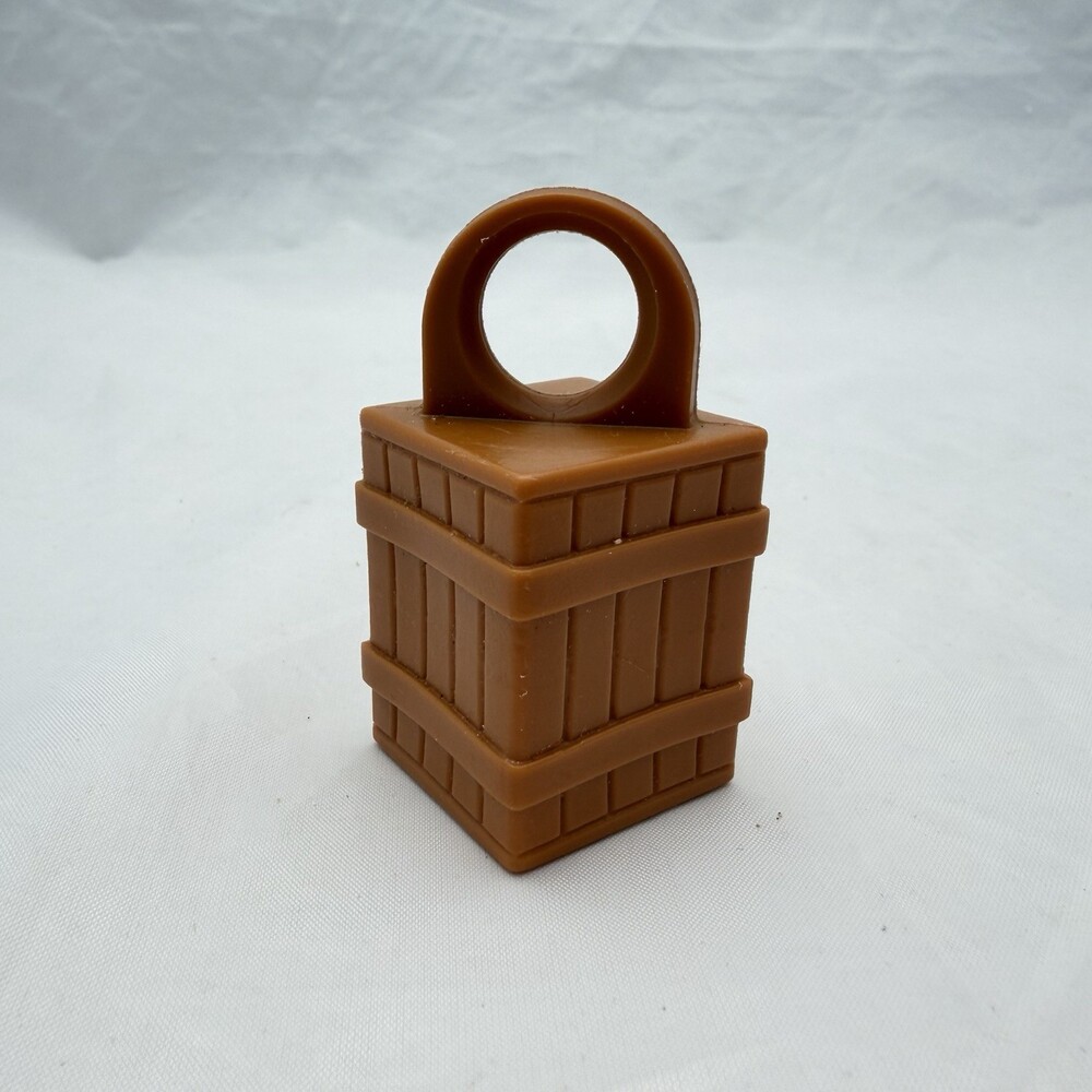 Vintage Fisher Price Little People Off Shore Cargo Base Crate With Hook 575 945